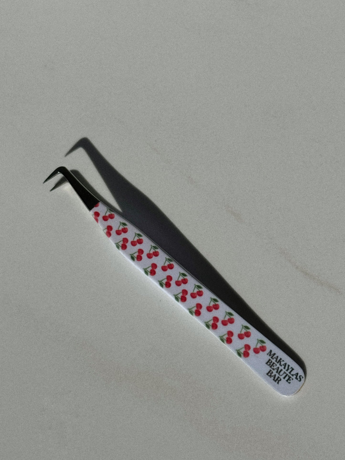 Cherry Volume Boot Tweezer